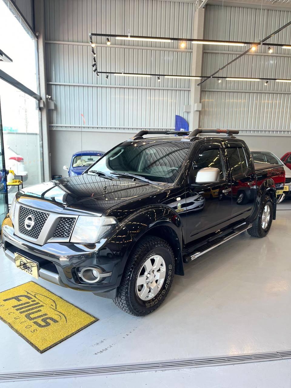 Nissan Frontier SVATK4X4 2013